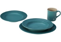Le Creuset Stoneware 16-Piece Dinnerware Set, Caribbean Le Creuset Stoneware 16-Piece Dinnerware Set, Caribbean