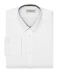 Regular fit, long sleeve with clean front, no pockets. Button front with point collar, barrel cuffs. Regular fit, long sleeve with clean front, no pockets. Button front with point collar, barrel cuffs.