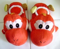 Super MARIO BROS.: Red (FireBall) Yoshi Slippers Super MARIO BROS.: Red (FireBall) Yoshi Slippers