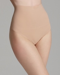 With invisible edges and a patented stretch fabric, Commando feels and looks almost invisible, for the ultimate in comfort. Style #CC101 With invisible edges and a patented stretch fabric, Commando feels and looks almost invisible, for the ultimate in comfort. Style #CC101