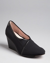 This timeless style functions as a fashion basic while providing unbelievable comfort, thanks to designer Taryn Rose's signature orthopedic insoles. Wear them to work and you can keep them on all day. This timeless style functions as a fashion basic while providing unbelievable comfort, thanks to designer Taryn Rose's signature orthopedic insoles. Wear them to work and you can keep them on all day.