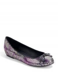 THE LOOKRound toeFloral-print sequined fabric upperTop leather bowPadded insoleTHE MATERIALSequined fabric upperLeather lining and soleORIGINImported THE LOOKRound toeFloral-print sequined fabric upperTop leather bowPadded insoleTHE MATERIALSequined fabric upperLeather lining and soleORIGINImported
