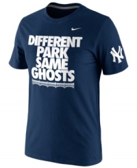Hit a home run in support for your favorite MLB baseball team with this New York Yankees t-shirt from Nike. Hit a home run in support for your favorite MLB baseball team with this New York Yankees t-shirt from Nike.