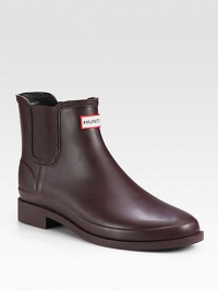 Chelsea boot version from the legendary Hunter brand, created with side elastic gores and a rubber sole for long-lasting comfort and support.Rubber upperNylon liningPadded insoleRubber soleImported Chelsea boot version from the legendary Hunter brand, created with side elastic gores and a rubber sole for long-lasting comfort and support.Rubber upperNylon liningPadded insoleRubber soleImported