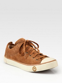 Signature shearling lines this comfortable suede essential with flat laces and a rubber logoed sole. Suede upperShearling liningRubber solePadded insoleImported Signature shearling lines this comfortable suede essential with flat laces and a rubber logoed sole. Suede upperShearling liningRubber solePadded insoleImported