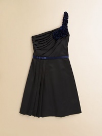 Both dramatic and romantic, this one-shoulder satin style has a ruffled strap that eases into cascading rosettes, and lots of pretty pleating.Angled necklineRuffled shoulder strapContrast rosettes at one sideDiagonally pleated bodiceSatin ribbon at waistSkirt pleats at one sideSide zip closeSmooth backPolyesterMachine washImported Both dramatic and romantic, this one-shoulder satin style has a ruffled strap that eases into cascading rosettes, and lots of pretty pleating.Angled necklineRuffled shoulder strapContrast rosettes at one sideDiagonally pleated bodiceSatin ribbon at waistSkirt pleats at one sideSide zip closeSmooth backPolyesterMachine washImported