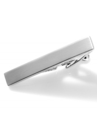Keep current with tailored trend by adding this tie clip from Kenneth Cole Reaction to your to-get list. Keep current with tailored trend by adding this tie clip from Kenneth Cole Reaction to your to-get list.