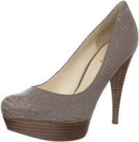 Guess Women's Gwadrienas Pump Guess Women's Gwadrienas Pump