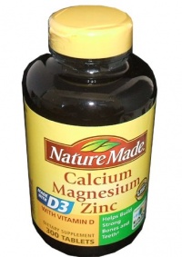 Nature Made Calcium Magnesium and Zinc Dietary Supplement Made With Vitamin D 300 Tablets per Bottle Nature Made Calcium Magnesium and Zinc Dietary Supplement Made With Vitamin D 300 Tablets per Bottle