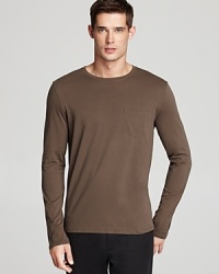 Ultra soft cotton from Peru gives this long sleeve crewneck tee a luxe feel. Ultra soft cotton from Peru gives this long sleeve crewneck tee a luxe feel.