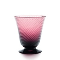 Set your table atwirl with fashion-forward glassware from DIANE von FURSTENBERG. Truly all-occasion, its timeless-style can be dressed up or down. Set your table atwirl with fashion-forward glassware from DIANE von FURSTENBERG. Truly all-occasion, its timeless-style can be dressed up or down.