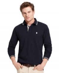 Pair this Izod classic with jeans or khakis for a preppy look that works anywhere. Pair this Izod classic with jeans or khakis for a preppy look that works anywhere.
