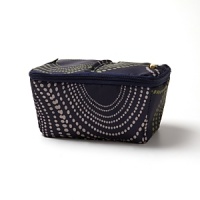This insulated lunch carrier keeps food hot or cold for up to 3 hours and collapses to the size of a wallet for easy storage. 50% made from recycled fibers from plastic bottles, it is reusable letting you cut down on waste. This insulated lunch carrier keeps food hot or cold for up to 3 hours and collapses to the size of a wallet for easy storage. 50% made from recycled fibers from plastic bottles, it is reusable letting you cut down on waste.