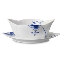 Royal Copenhagen Blue Fluted Mega Sauce Boat 18.5 oz Royal Copenhagen Blue Fluted Mega Sauce Boat 18.5 oz