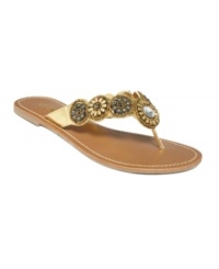 Add some shine to your summery step in these Rosa thong sandals by XOXO. The metallic floral-like embellishments add instant glam to your favorite look. Add some shine to your summery step in these Rosa thong sandals by XOXO. The metallic floral-like embellishments add instant glam to your favorite look.