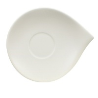Flow is a true test of technology, and Villeroy & Boch proves yet again that it is masterful at it. Perhaps the most challenging of this collection is the conjoined Two-in-One dinner-salad conceptthe two sensual shapesseamlessly flowing together as a single unit. Its a bold concept and an option among the series, which also offers dinner and salad separately. Flat plates resemble the shape of a droplet; bowls also are organically inspired; cups have a distinctive personality with handles that flow from the rim intothe formation of a grip. Flow is a true test of technology, and Villeroy & Boch proves yet again that it is masterful at it. Perhaps the most challenging of this collection is the conjoined Two-in-One dinner-salad conceptthe two sensual shapesseamlessly flowing together as a single unit. Its a bold concept and an option among the series, which also offers dinner and salad separately. Flat plates resemble the shape of a droplet; bowls also are organically inspired; cups have a distinctive personality with handles that flow from the rim intothe formation of a grip.
