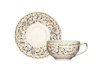 Toscana is a festive pattern with cheerful colorwashes on a beautiful French faience body. Toscana is a festive pattern with cheerful colorwashes on a beautiful French faience body.