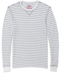 Layer it up or rock it on its own, this striped thermal from American Rag is ready to go. Layer it up or rock it on its own, this striped thermal from American Rag is ready to go.