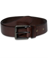 Create a completely rugged look with this leather belt from Levi's with stitch detailing. Create a completely rugged look with this leather belt from Levi's with stitch detailing.