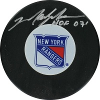 Steiner Sports NHL New York Rangers Mark Messier Rangers Autograph Puck with HOF Inscription. Steiner Sports NHL New York Rangers Mark Messier Rangers Autograph Puck with HOF Inscription.