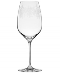 Crystal stemware crafted with delicate, high-fashion florals. The Paisley Bloom wine glass from Marchesa by Lenox turns heads at any formal table. Crystal stemware crafted with delicate, high-fashion florals. The Paisley Bloom wine glass from Marchesa by Lenox turns heads at any formal table.