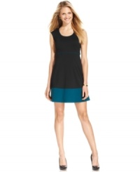 Spense's petite A-line dress has all the right fashion trimmings -- a sweet colorblocked style and a flattering empire waist! Spense's petite A-line dress has all the right fashion trimmings -- a sweet colorblocked style and a flattering empire waist!