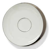 A hand-painted crescent of stunning platinum rims the edges of this thoroughly modern dinnerware collection. A hand-painted crescent of stunning platinum rims the edges of this thoroughly modern dinnerware collection.