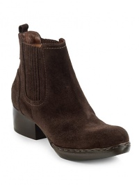 THE LOOKRound toeElastic goring on the sidesStitch detailing on the solePadded insoleStacked heel, 1¾ (45mm)Leather platform, ¾ (20mm)Compares to a 1 heel (25mm)THE MATERIALLeather upperLeather lining and soleORIGINMade in Italy THE LOOKRound toeElastic goring on the sidesStitch detailing on the solePadded insoleStacked heel, 1¾ (45mm)Leather platform, ¾ (20mm)Compares to a 1 heel (25mm)THE MATERIALLeather upperLeather lining and soleORIGINMade in Italy