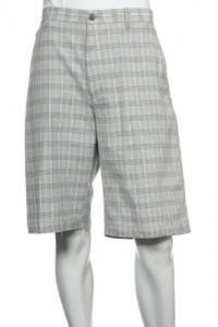 Perry Ellis Men's Light Gray Plaid (Small) Flat Front Walking Shorts