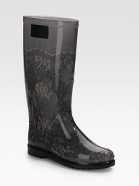 Pretty lace-patterned rainwear with logo detail at the top.Rubber heel, 1 (25mm) Shaft, 12½ Leg circumference, 15 Rubber upper with printed cotton lining Padded insole Rubber sole Made in ItalyOUR FIT MODEL RECOMMENDS ordering true whole size; ½ sizes should order the next whole size up. 