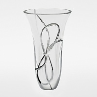 Vera Wang's new gifts highlight what this celebrated designer does best: provide inspired collections that accent the home with artful style and luxury. This season, Vera Wang introduces 10 vase adorned with the iconic Love Knots pattern. Hand wash recommended. Vera Wang's new gifts highlight what this celebrated designer does best: provide inspired collections that accent the home with artful style and luxury. This season, Vera Wang introduces 10 vase adorned with the iconic Love Knots pattern. Hand wash recommended.