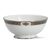This distinctive pattern makes a statement of luxury and grace. This distinctive pattern makes a statement of luxury and grace.