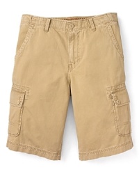 Rendered in cotton with a bit of added stretch, these solid cargo shorts give you an everyday look for warm weather days. Rendered in cotton with a bit of added stretch, these solid cargo shorts give you an everyday look for warm weather days.