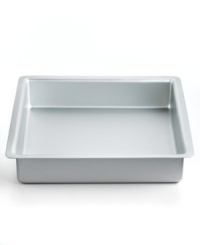 This is a piece of cake-professional bakeware makes creating your favorite sweet treats a real breeze. The heavy-duty aluminum design spreads heat out evenly for perfectly baked goodies. This is a piece of cake-professional bakeware makes creating your favorite sweet treats a real breeze. The heavy-duty aluminum design spreads heat out evenly for perfectly baked goodies.