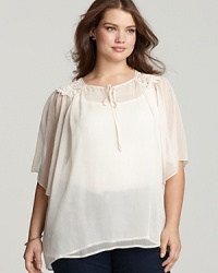 T Bags Plus Size Lace Back Top T Bags Plus Size Lace Back Top