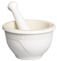 Le Creuset Stoneware 10-Ounce Mortar and Pestle, White Le Creuset Stoneware 10-Ounce Mortar and Pestle, White