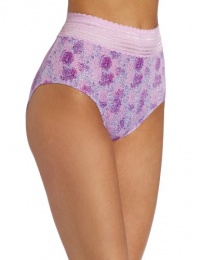 Warner's Women's Petite No Pinching No Problems Hip Brief Warner's Women's Petite No Pinching No Problems Hip Brief