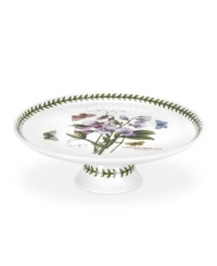 With the lifelike blooms and triple-leaf border of Botanic Garden dinnerware, this mini cake stand by Portmeirion is a treat for the dessert course in dishwasher-safe porcelain. With the lifelike blooms and triple-leaf border of Botanic Garden dinnerware, this mini cake stand by Portmeirion is a treat for the dessert course in dishwasher-safe porcelain.