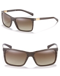 A classic rectangular frame with gradient lenses for an effortlessly chic look. A classic rectangular frame with gradient lenses for an effortlessly chic look.