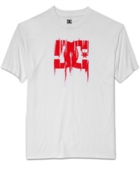 Get a surefire streetwise look with this graphic tee from DC Shoes. Get a surefire streetwise look with this graphic tee from DC Shoes.