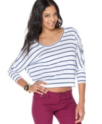In a cool cropped style, this striped BCBGMAXAZRIA tee is a hot spring top! In a cool cropped style, this striped BCBGMAXAZRIA tee is a hot spring top!