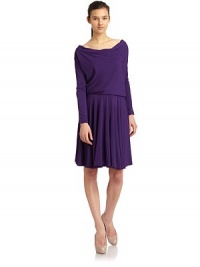 THE LOOKCowlneckThree-quarter length sleeves with ruched shoulders Seamed waistSide ruchingSide zip closureDraped back necklineTHE FITAbout 38 from shoulder to hemTHE MATERIALViscoseCARE & ORIGINDry cleanImportedModel shown is 5'10 (177cm) wearing US size 4. THE LOOKCowlneckThree-quarter length sleeves with ruched shoulders Seamed waistSide ruchingSide zip closureDraped back necklineTHE FITAbout 38 from shoulder to hemTHE MATERIALViscoseCARE & ORIGINDry cleanImportedModel shown is 5'10 (177cm) wearing US size 4.
