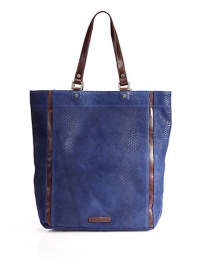 THE LOOKContrast flat leather top strapsPython-embossed suede bodyContrast leather trimMagnetic snap top closureFront logo detailRemovable zip pouchTHE MEASUREMENTShoulder straps, 8 dropTote, 12W X 15H X 4DPouch, 15W X 7½H X ½DTHE MATERIALSuede and cow leatherPolyester trimORIGINImported