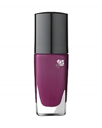 Inspired by the new trendy Rouge In Love lip collection, Vernis in Love is a high potency nail lacquer perfectly themed to complement every woman's mood and style. With ultimate brilliance, intense color and a mistake-free application, your nails will love the lasting shine and pop of color that stays put for days. Benefits:• Nails perfectly polished• High shine finish • Easy application Technology: • Multi-Polymers Complex provides a film that protects color and keeps nails perfectly polished• White Mica Lamellas reflect natural light for a high-shine finish• Grooved stem allows polish to flow directly to the center, while the elongated, round base distributes uniform color in a single stroke Inspired by the new trendy Rouge In Love lip collection, Vernis in Love is a high potency nail lacquer perfectly themed to complement every woman's mood and style. With ultimate brilliance, intense color and a mistake-free application, your nails will love the lasting shine and pop of color that stays put for days. Benefits:• Nails perfectly polished• High shine finish • Easy application Technology: • Multi-Polymers Complex provides a film that protects color and keeps nails perfectly polished• White Mica Lamellas reflect natural light for a high-shine finish• Grooved stem allows polish to flow directly to the center, while the elongated, round base distributes uniform color in a single stroke