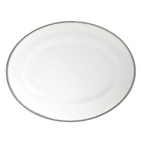Silver Aster is an updated platinum banded pattern, with an iconic feathering detail. The pattern is a perfect blend of Wedgwood heritage and a contemporary design. Silver Aster is an updated platinum banded pattern, with an iconic feathering detail. The pattern is a perfect blend of Wedgwood heritage and a contemporary design.
