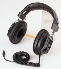 Califone 3068AV Switchable Stereo/Mono Headphones Califone 3068AV Switchable Stereo/Mono Headphones