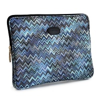 A gorgeous Missoni design adorns this beautiful computer holder from Bric's. A gorgeous Missoni design adorns this beautiful computer holder from Bric's.