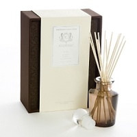 The Aquiesse diffusers use an alcohol free base for a perfume quality pure scents. This beautiful hand-blown smoke brown glass features a perfume decanter with a glass stopper. The Aquiesse diffusers use an alcohol free base for a perfume quality pure scents. This beautiful hand-blown smoke brown glass features a perfume decanter with a glass stopper.