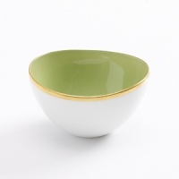 Simply Anna is a simply elegant collection of embossed whiteware with Anna Weatherley's signature shark's tooth gold banding. The collection works beautifully with all of Anna's lavishly decorated offerings. Simply Anna is a simply elegant collection of embossed whiteware with Anna Weatherley's signature shark's tooth gold banding. The collection works beautifully with all of Anna's lavishly decorated offerings.