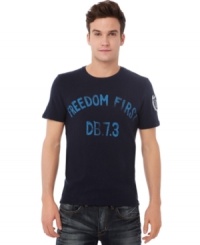 Go bold on your basics. This T shirt from Buffalo David Bitton gives your streetwear a stylish vibe. Go bold on your basics. This T shirt from Buffalo David Bitton gives your streetwear a stylish vibe.